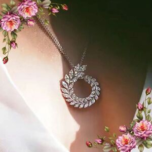 Cubic‎ Zirconia Leaf Pendant Necklace